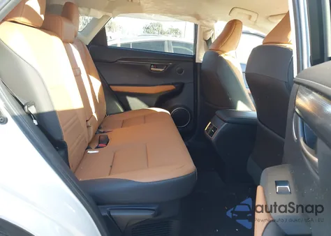 2021 Lexus Nx 300 z USA, uszkodzony, nr VIN JTJDARBZ9M5023961